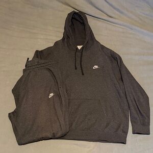 Nike Gray Men's Hoodie and Sweatpants Set
